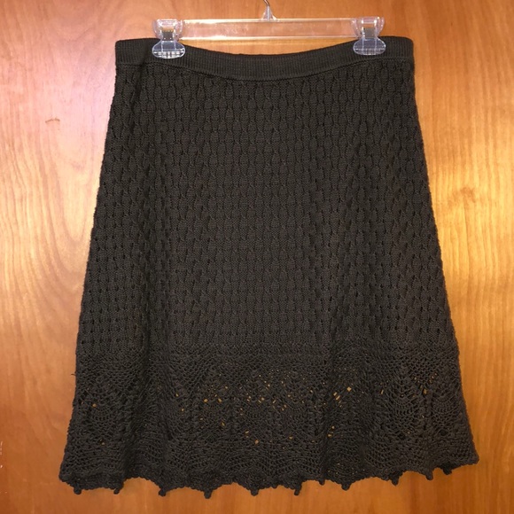Athleta Dresses & Skirts - Athleta olive crochet skirt L